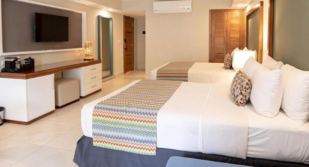 Emotions By Hodelpa Puerto Plata Hotel Bagian luar foto