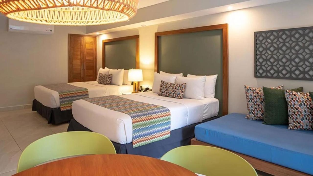 Emotions By Hodelpa Puerto Plata Hotel Bagian luar foto